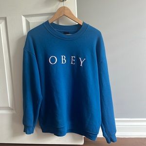 obey crewneck! size L